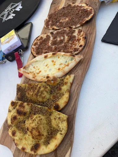 Manakish Zaatar